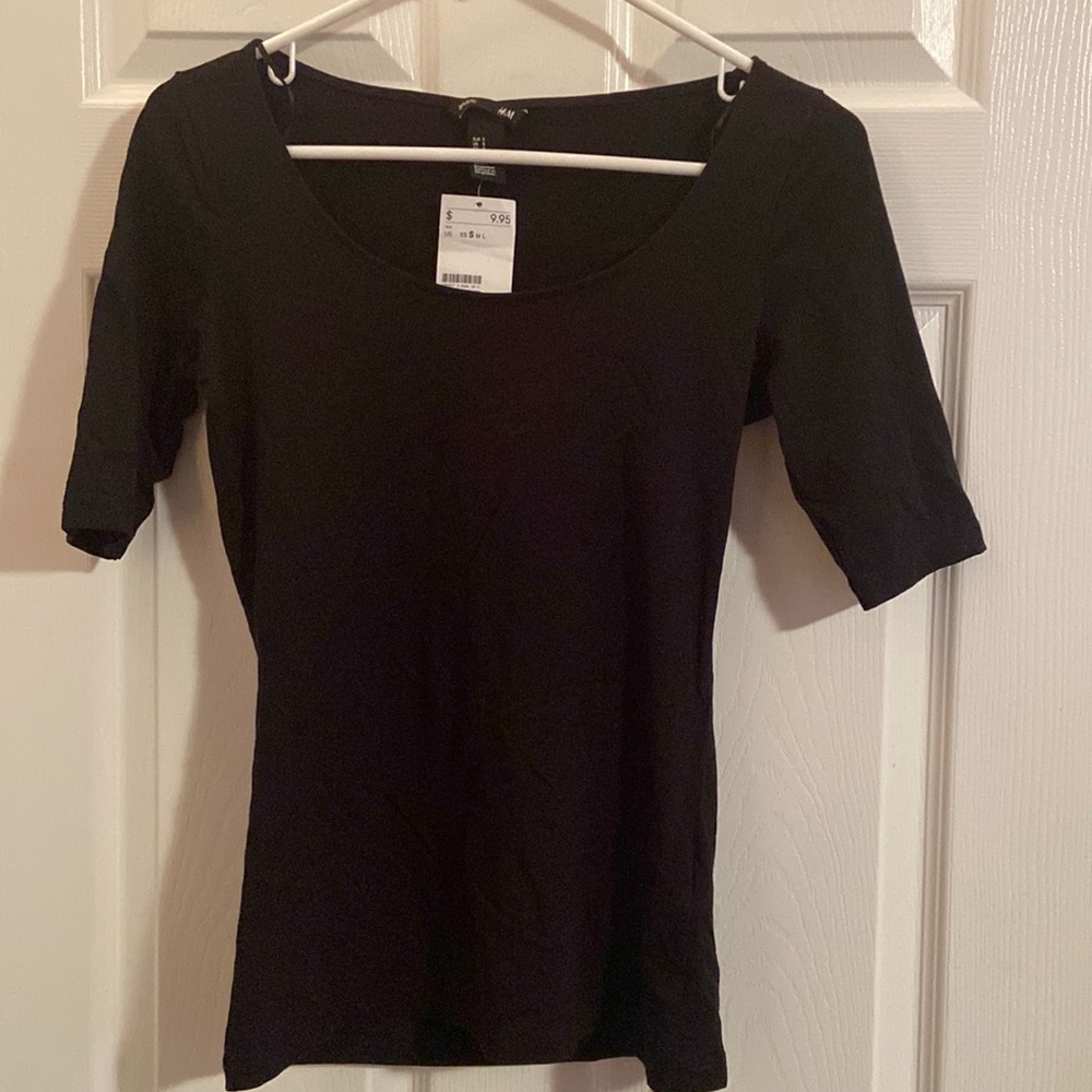 H&M Basics Short Sleeve Black Shirt